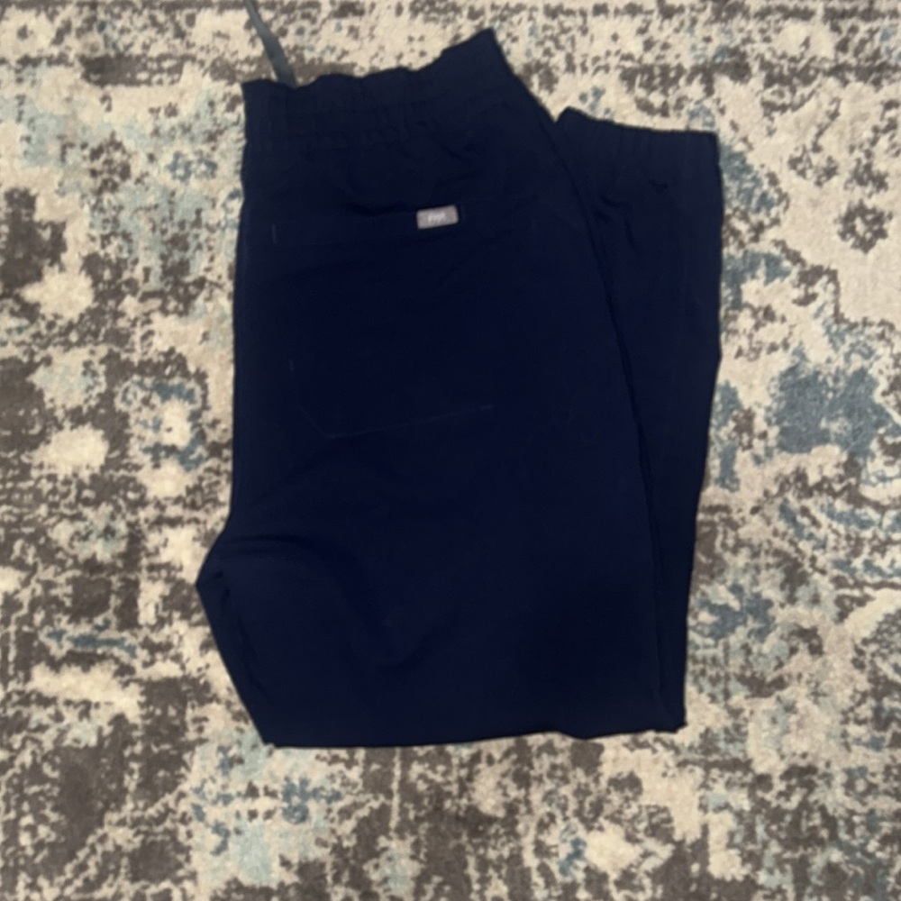 Figs Women’s High Waisted Regina Jogger Scrub Pants